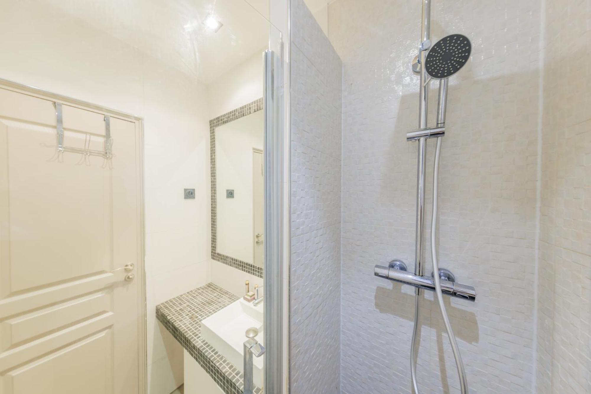 Cmg Residence Saint Lazare Paris Dış mekan fotoğraf